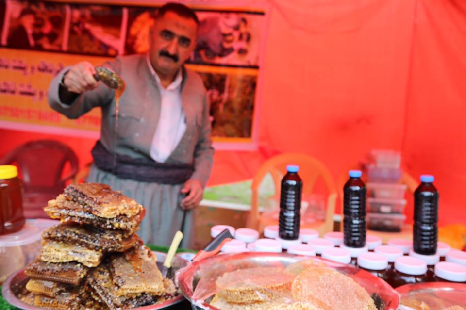 Dozens of beekeepers participated in Sulaimani honey festival, Nov. 8, 2018. (Photo: Ibrahim Fatah)